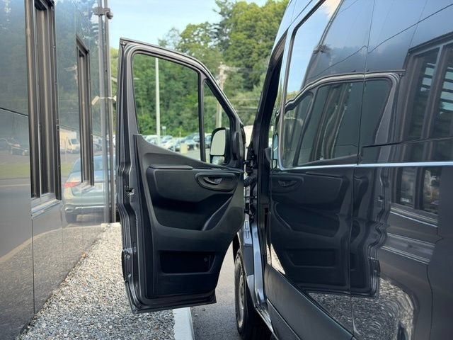 2023 Mercedes-Benz Sprinter 2500 Cargo 144 WB