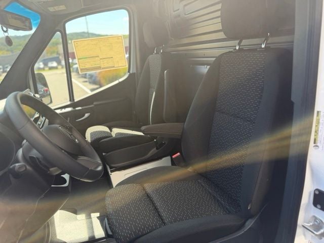 2026 Mercedes-Benz Sprinter 2500 Cargo 144 WB
