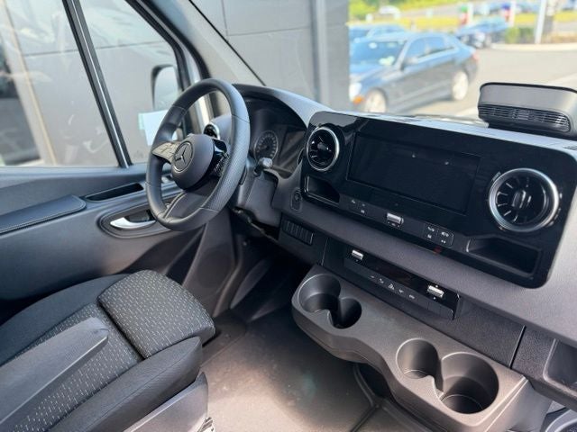 2026 Mercedes-Benz Sprinter 2500 Cargo 144 WB