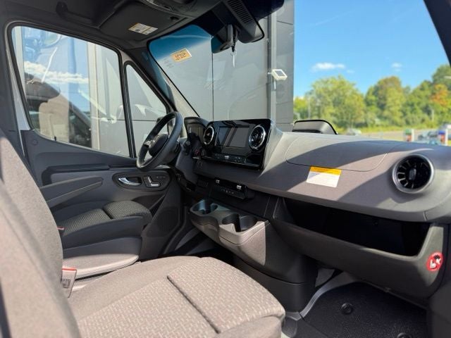 2026 Mercedes-Benz Sprinter 2500 Cargo 144 WB