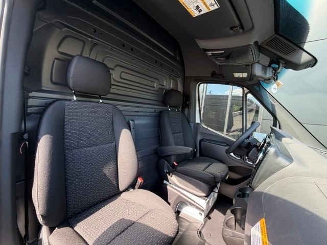 2026 Mercedes-Benz Sprinter 2500 Cargo 144 WB