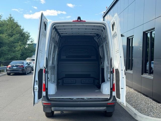 2026 Mercedes-Benz Sprinter 2500 Cargo 144 WB