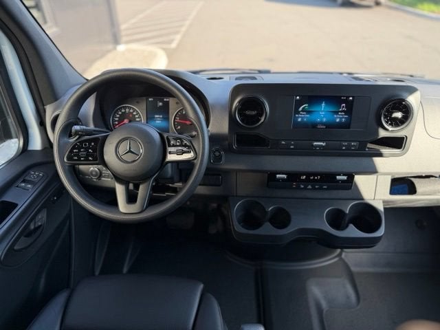 2024 Mercedes-Benz Sprinter 2500 Cargo 144 WB