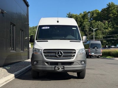 2024 Mercedes-Benz Sprinter 2500 Cargo 144 WB