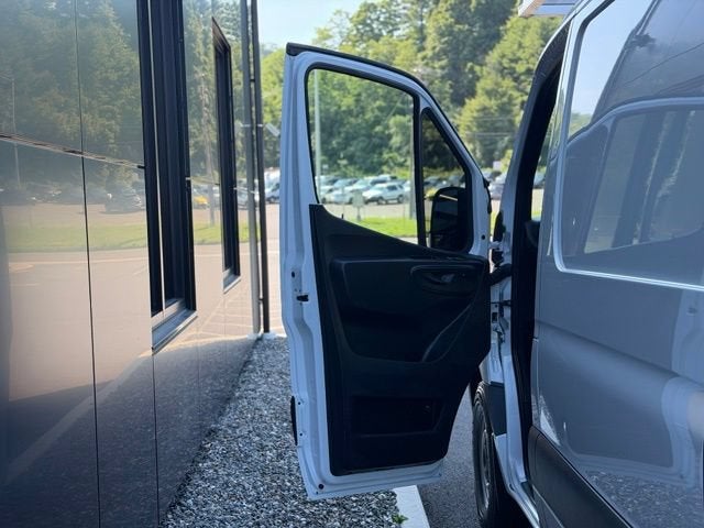2024 Mercedes-Benz Sprinter 2500 Cargo 144 WB
