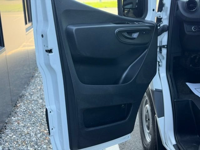 2024 Mercedes-Benz Sprinter 2500 Cargo 144 WB