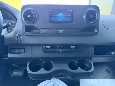 2024 Mercedes-Benz Sprinter 2500 Cargo 144 WB