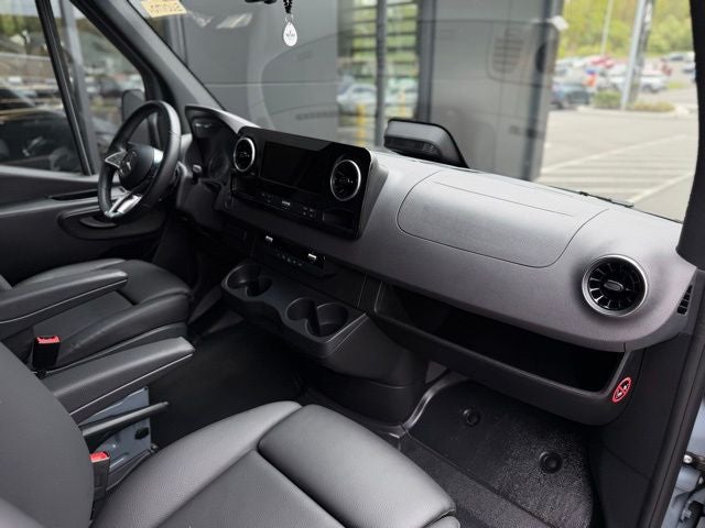 2025 Mercedes-Benz Sprinter 2500 Cargo 144 WB 4MATIC®