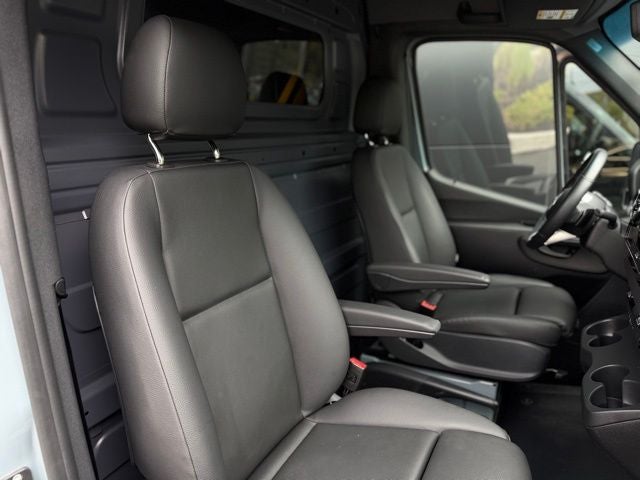 2025 Mercedes-Benz Sprinter 2500 Cargo 144 WB 4MATIC®