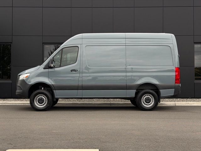 2025 Mercedes-Benz Sprinter 2500 Cargo 144 WB 4MATIC®