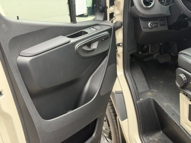 2026 Mercedes-Benz Sprinter 2500 Cargo 144 WB 4MATIC®