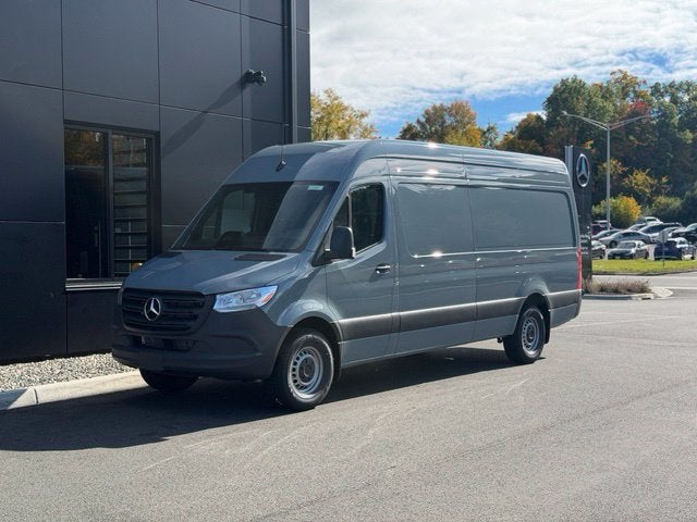 2027 Mercedes-Benz Sprinter 2500 High Roof