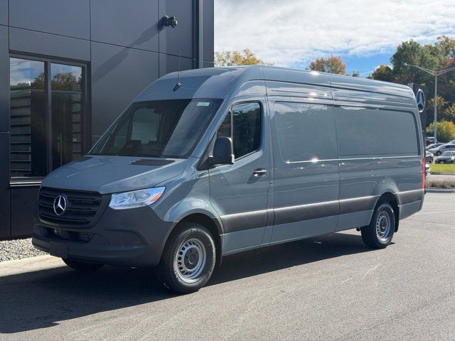 2027 Mercedes-Benz Sprinter 2500 High Roof