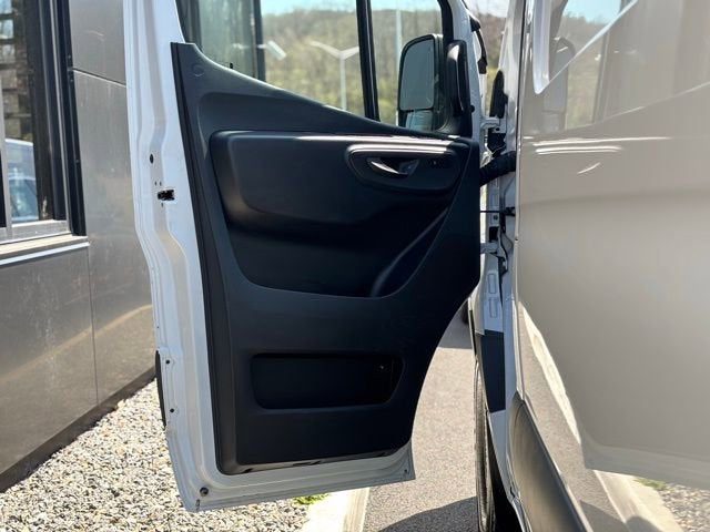 2025 Mercedes-Benz Sprinter 2500 Cargo 170 WB High Roof