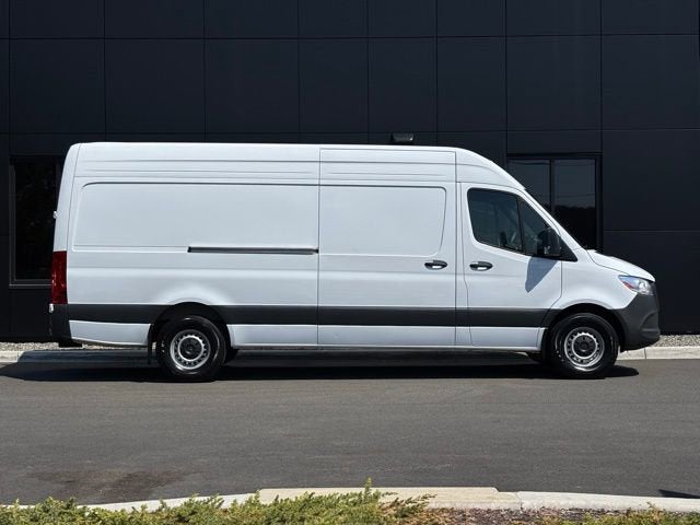 2025 Mercedes-Benz Sprinter 2500 Cargo 170 WB High Roof