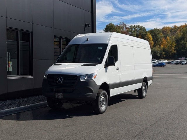 2027 Mercedes-Benz Sprinter 2500 4MATIC®