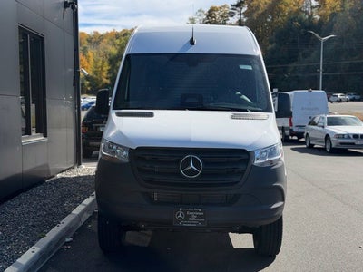 2027 Mercedes-Benz Sprinter 2500 4MATIC®