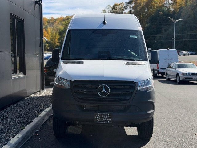 2027 Mercedes-Benz Sprinter 2500 4MATIC®