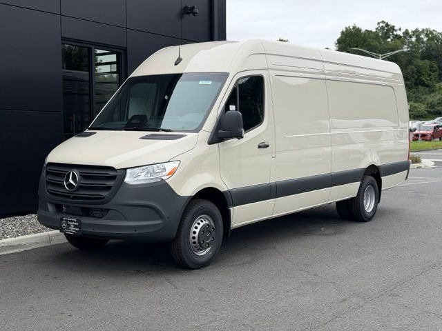 2026 Mercedes-Benz Sprinter 3500 Cargo 170 WB Extended