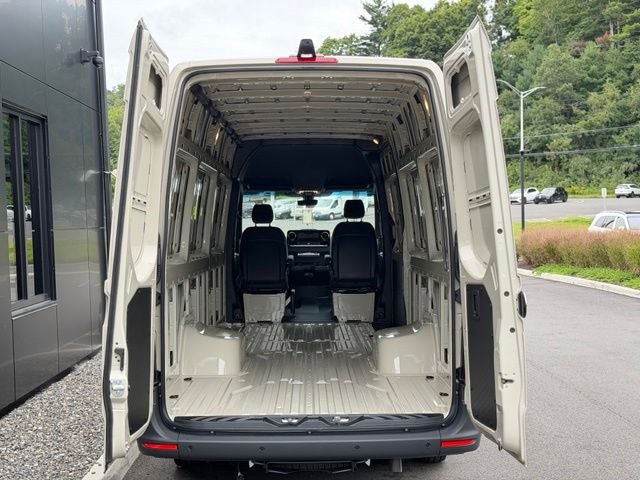 2026 Mercedes-Benz Sprinter 3500 Cargo 170 WB Extended