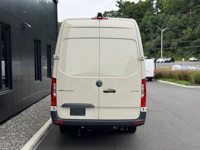 2026 Mercedes-Benz Sprinter 3500 Cargo 170 WB Extended