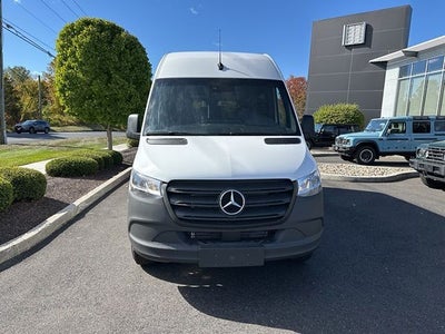 2024 Mercedes-Benz Sprinter 2500 Passenger 144 WB