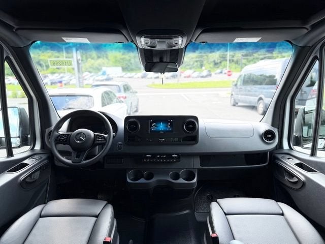 2024 Mercedes-Benz Sprinter 2500 Passenger 144 WB 144 WB