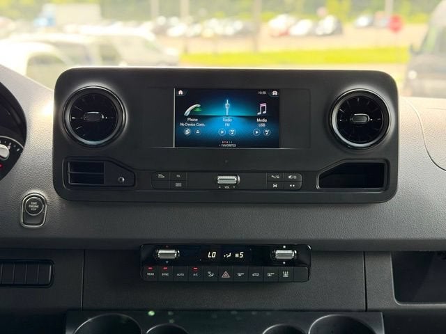 2024 Mercedes-Benz Sprinter 2500 Passenger 144 WB 144 WB