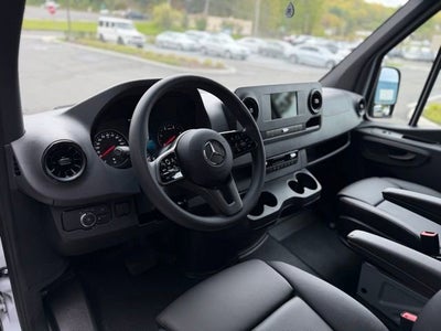 2024 Mercedes-Benz Sprinter 2500 Passenger 144 WB
