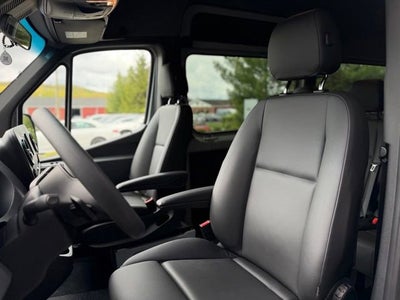 2024 Mercedes-Benz Sprinter 2500 Passenger 144 WB