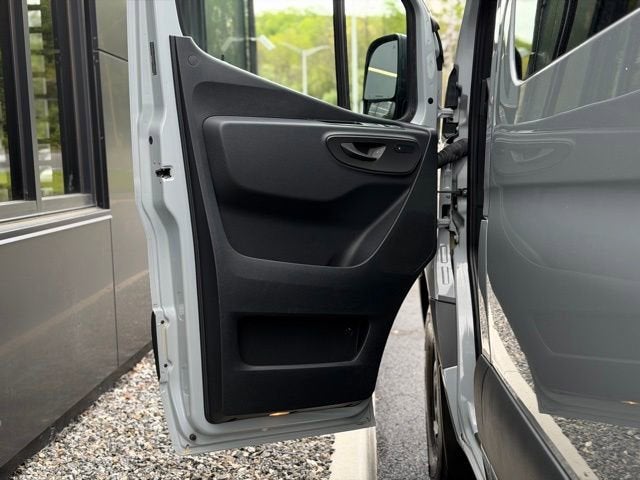 2024 Mercedes-Benz Sprinter 2500 Passenger 144 WB