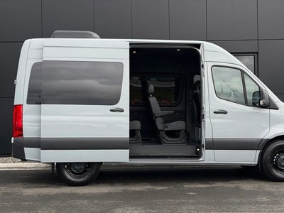 2024 Mercedes-Benz Sprinter 2500 Passenger 144 WB