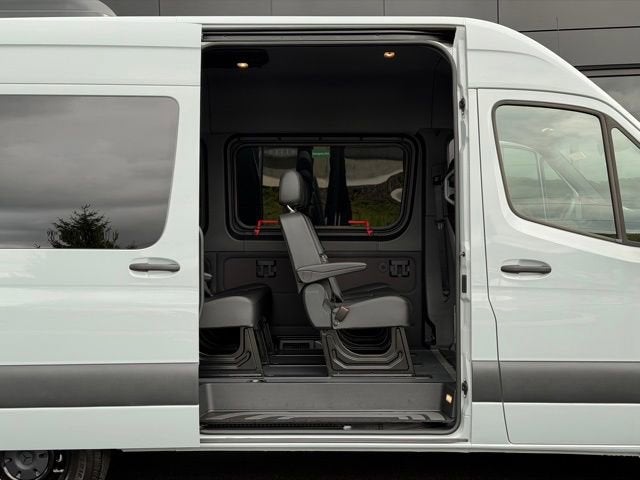 2024 Mercedes-Benz Sprinter 2500 Passenger 144 WB