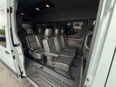 2024 Mercedes-Benz Sprinter 2500 Passenger 144 WB