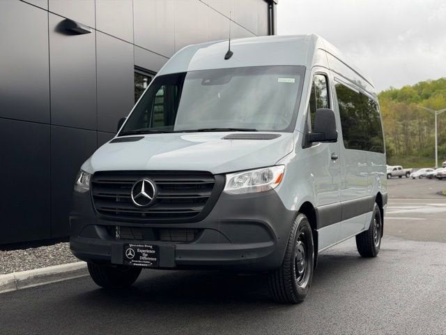 2024 Mercedes-Benz Sprinter 2500 Passenger 144 WB