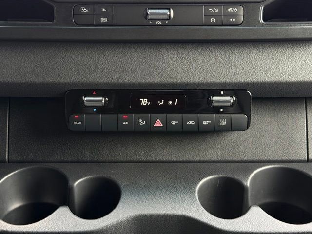 2024 Mercedes-Benz Sprinter 2500 Passenger 144 WB