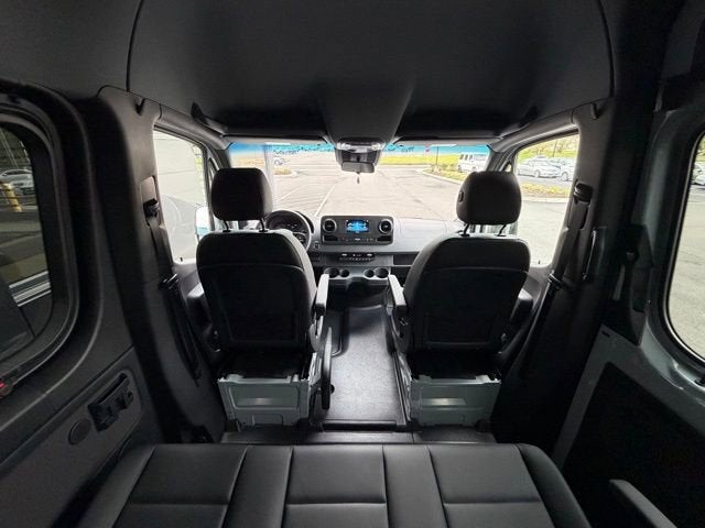 2024 Mercedes-Benz Sprinter 2500 Passenger 144 WB