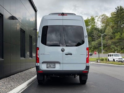 2024 Mercedes-Benz Sprinter 2500 Passenger 144 WB