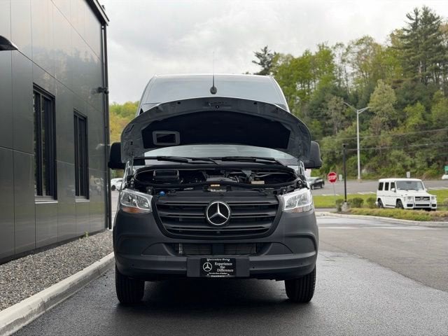 2024 Mercedes-Benz Sprinter 2500 Passenger 144 WB