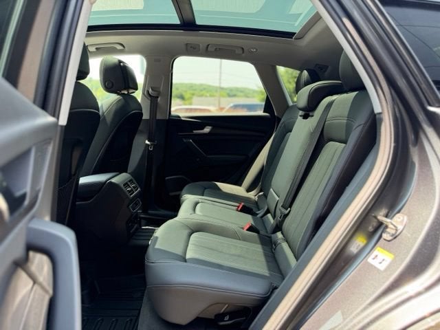 2023 Audi Q5 45 S line Premium quattro
