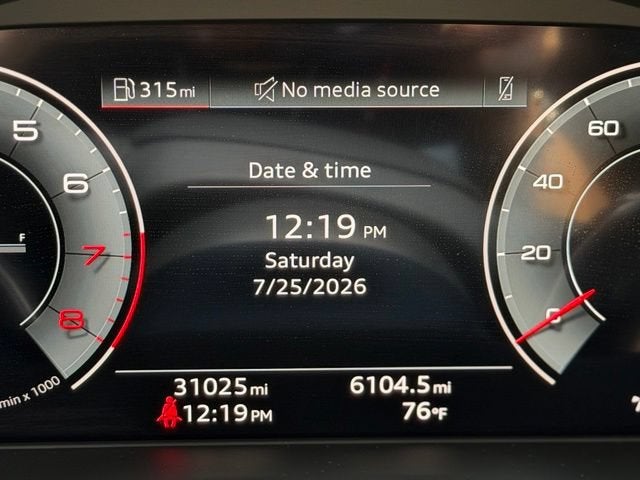 2023 Audi Q5 45 S line Premium quattro