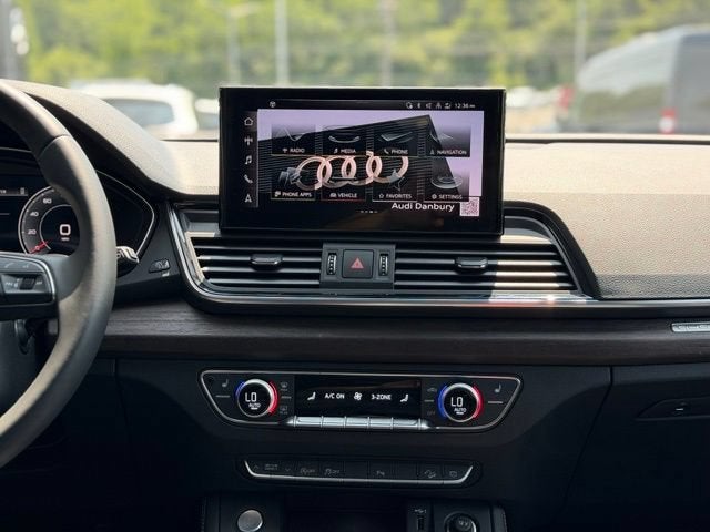 2023 Audi Q5 45 S line Premium quattro