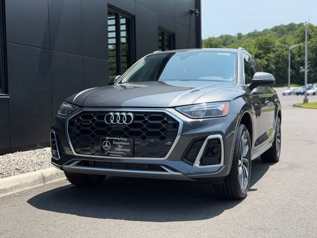 2023 Audi Q5 45 S line Premium quattro