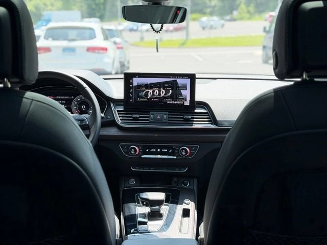 2023 Audi Q5 45 S line Premium quattro