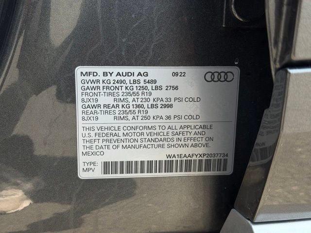 2023 Audi Q5 45 S line Premium quattro