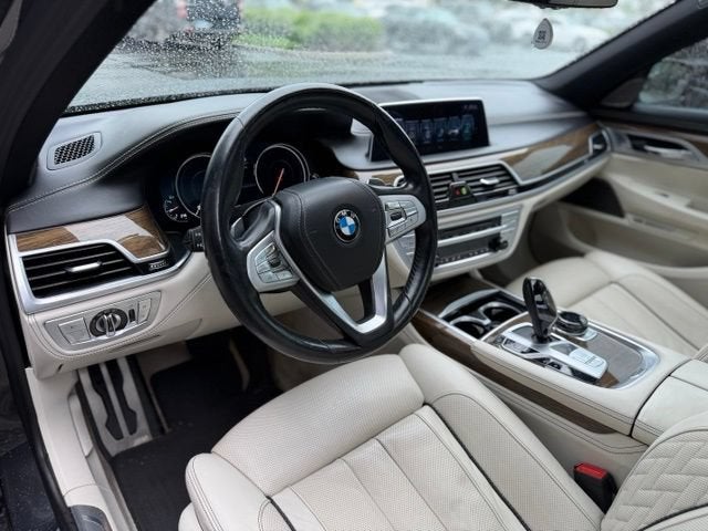 2017 BMW 7 Series 750i xDrive