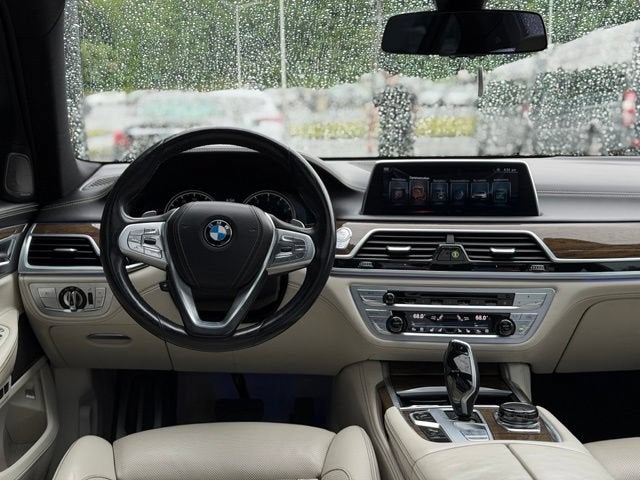 2017 BMW 7 Series 750i xDrive