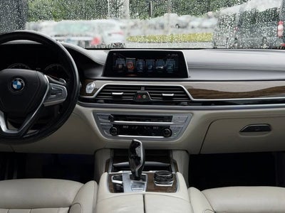 2017 BMW 7 Series 750i xDrive