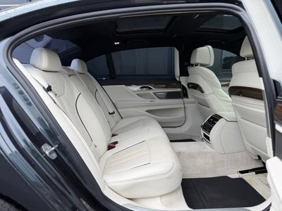2017 BMW 7 Series 750i xDrive