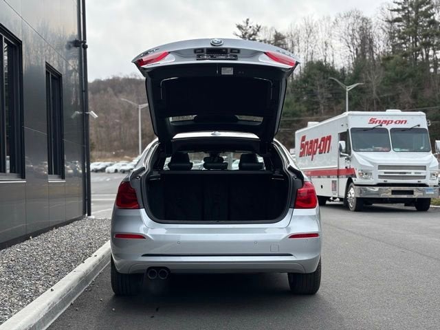 2018 BMW 3 Series 330 Gran Turismo i xDrive